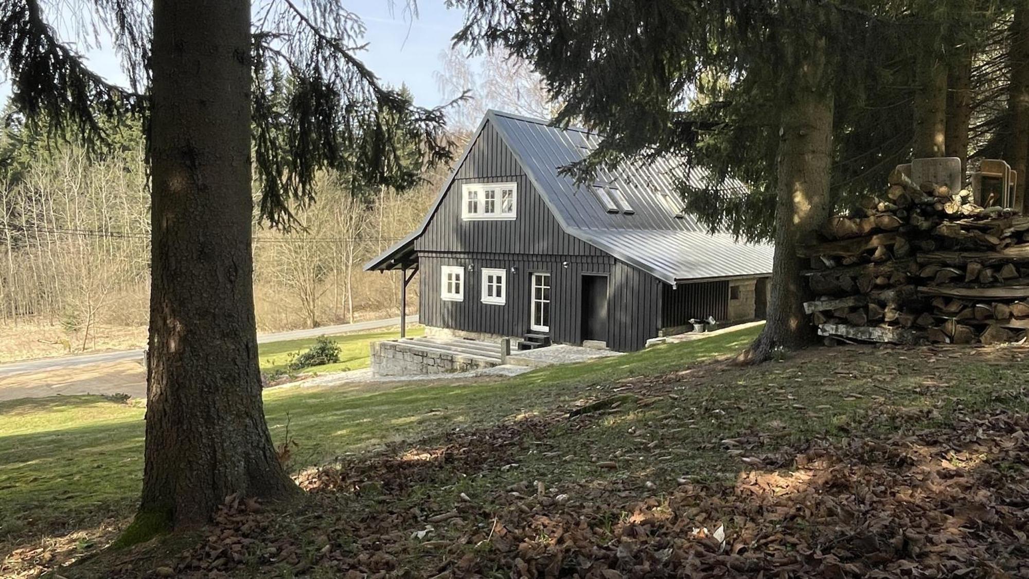 Izerina Cottage Horní Maxov エクステリア 写真